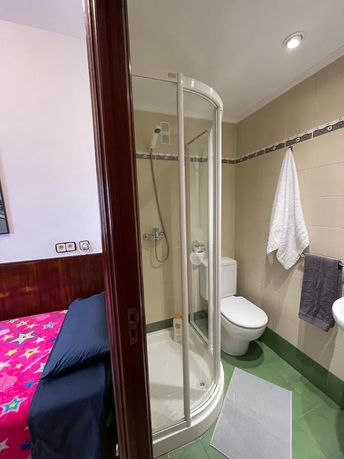 Habitación en casa particular Habitación con baño privado Bilbao